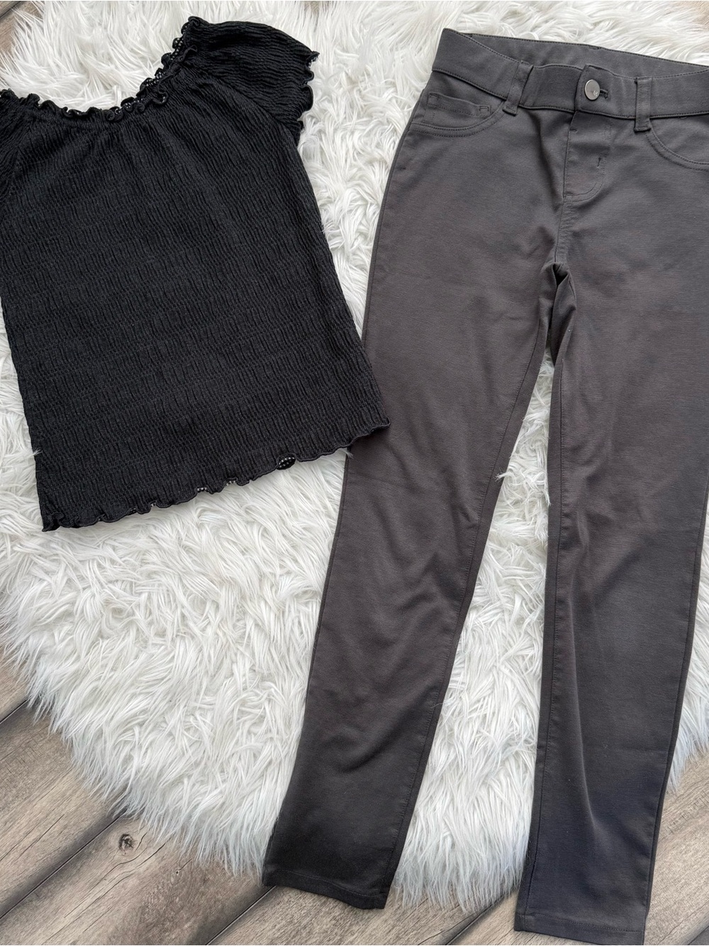 total girl Gray Skinny Pants with Branded Button